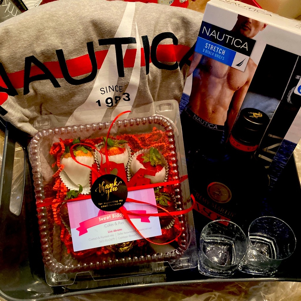 Men’s Nautica package $75